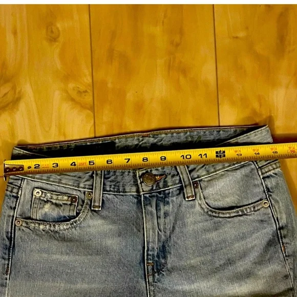 ⭐️J. Crew ⭐️RUN BIG👖Broken In Boyfriend Jeans👖Like NEW!! - Picture 10 of 13